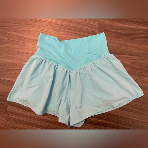 OFFLINE By Aerie Real Me Crossover Flowy Short Big Sur size M - Picture 6 of 9